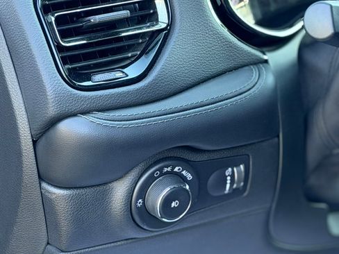 Used 2021 Dodge Durango GT image 15