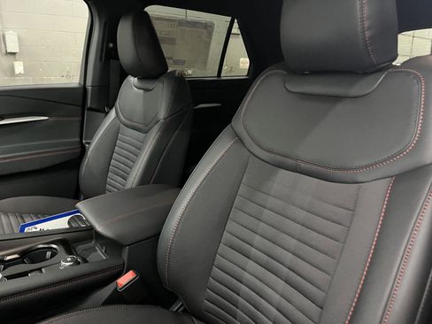 New 2026 Ford Explorer ST-Line AWD/4WD image 19