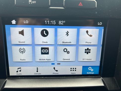 Used 2017 Ford F150 Lariat w/ Trailer Tow Package AWD/4WD image 23