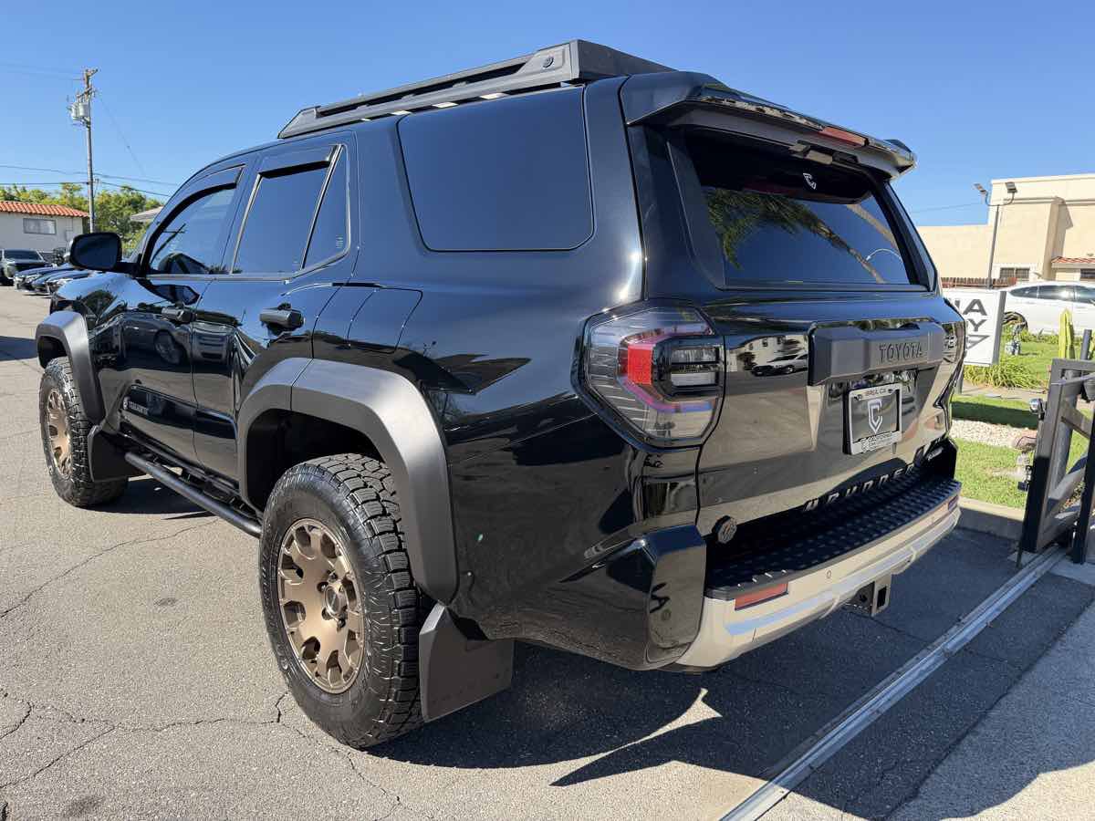 Used 2025 Toyota 4Runner Trailhunter AWD/4WD image 4