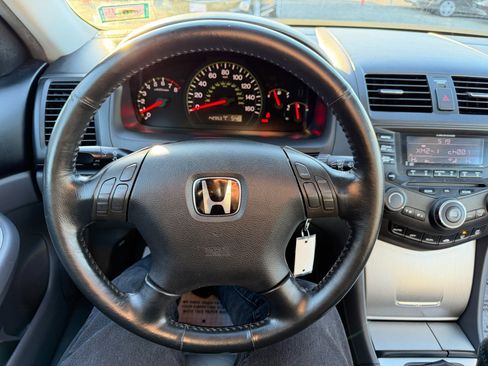 Used 2004 Honda Accord EX image 52