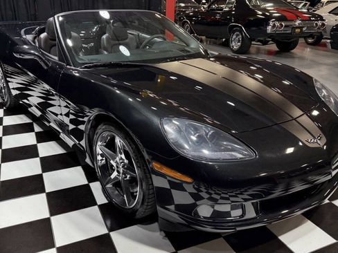 Used 2012 Chevrolet Corvette Convertible w/ 4LT Preferred Equipment Group image 8