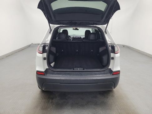 Used 2020 Jeep Cherokee Latitude Plus image 29