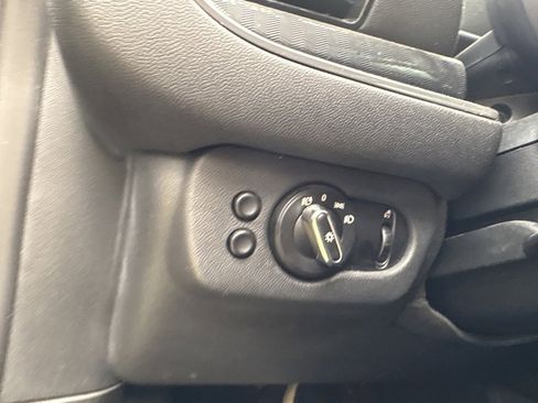 Used 2017 MINI Cooper Clubman image 20