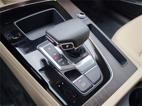 Used 2023 Audi Q5 2.0T Premium Plus w/ Premium Plus Package image 21