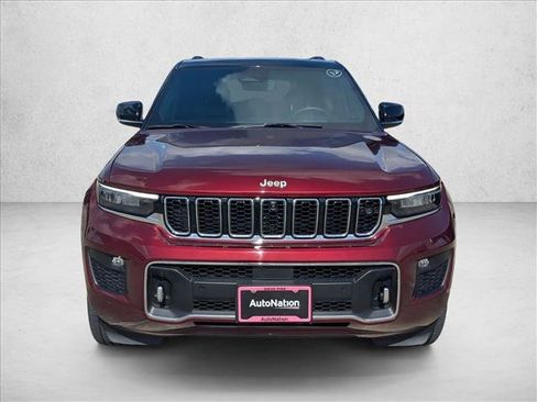 Used 2024 Jeep Grand Cherokee Overland w/ Adv Protech Group III AWD/4WD image 2