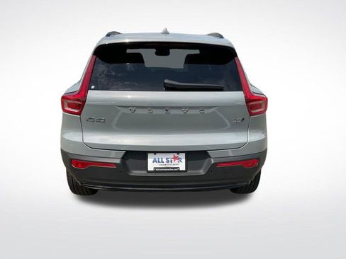 New 2026 Volvo XC40 B5 Ultra w/ Protection Package Premier AWD/4WD image 6