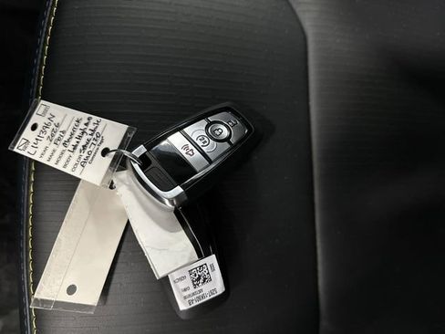 New 2026 Ford Maverick Lobo AWD/4WD image 28
