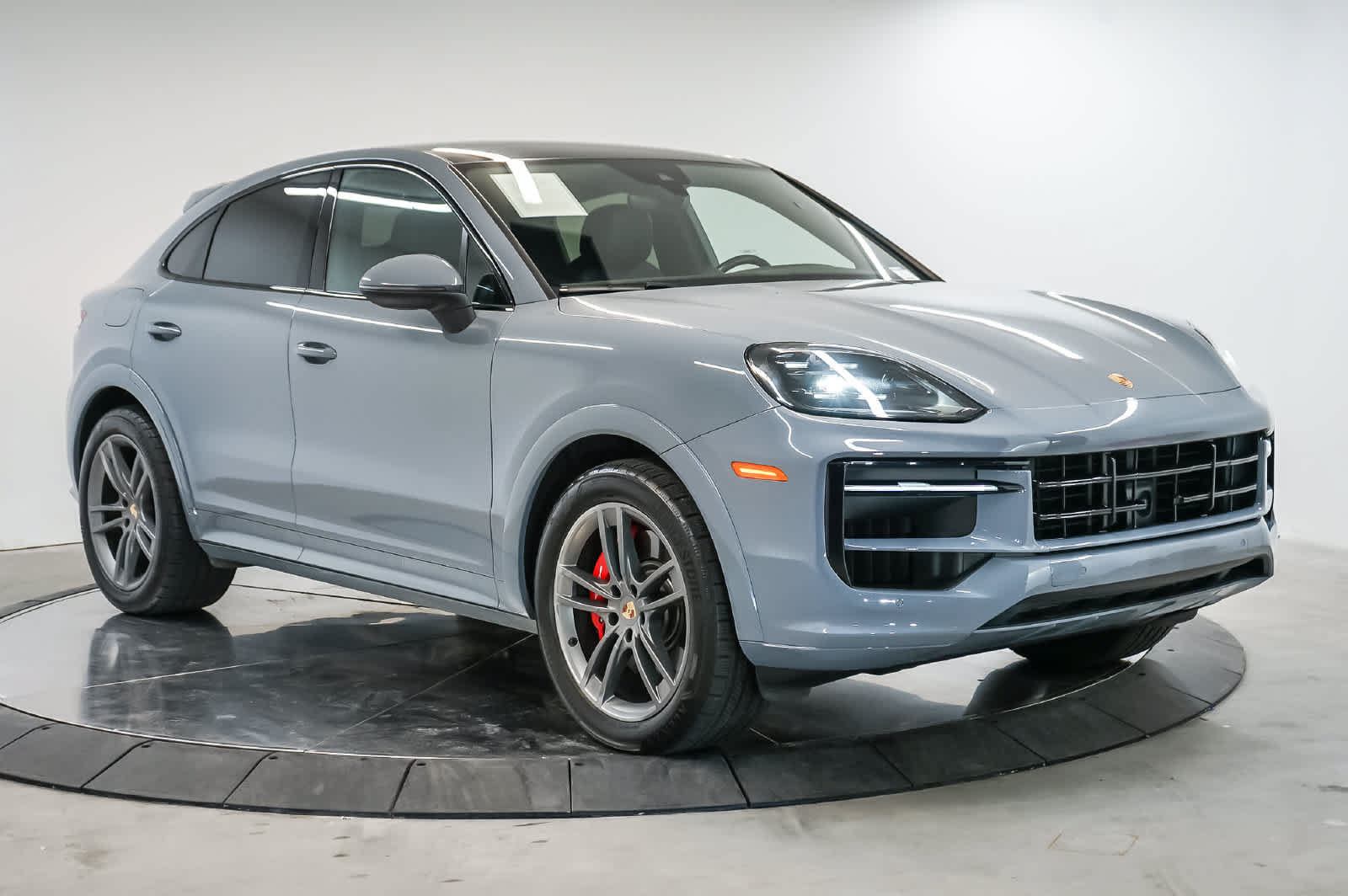 Certified 2024 Porsche Cayenne S AWD/4WD image 7