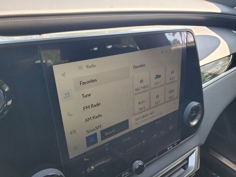 Used 2025 Lexus RX 350 FWD image 28