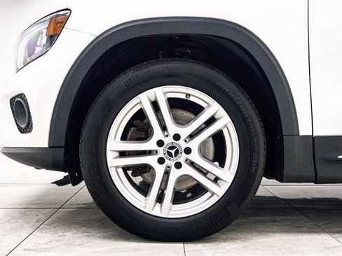 Used 2022 Mercedes-Benz GLB 250 4MATIC image 35