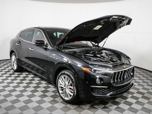 Certified 2022 Maserati Levante GT image 36