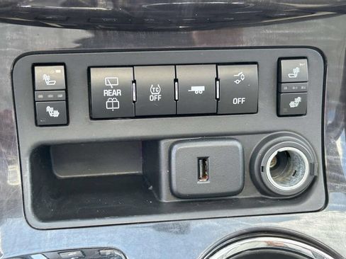 Used 2017 Buick Enclave Leather w/ Trailering Package FWD image 21