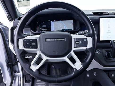 Used 2023 Land Rover Defender 130 X-Dynamic SE AWD/4WD image 33