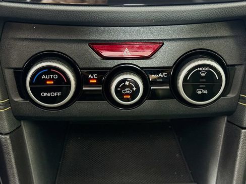 Used 2021 Subaru Crosstrek 2.5i Sport w/ Moonroof Package AWD/4WD image 19