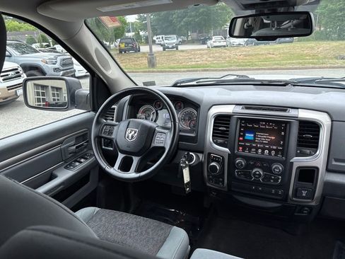 Used 2017 RAM 1500 Big Horn AWD/4WD image 9