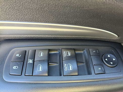 Used 2017 Dodge Durango GT w/ Blacktop Package AWD/4WD image 15