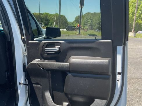 Used 2022 Chevrolet Silverado 2500 LT AWD/4WD image 37