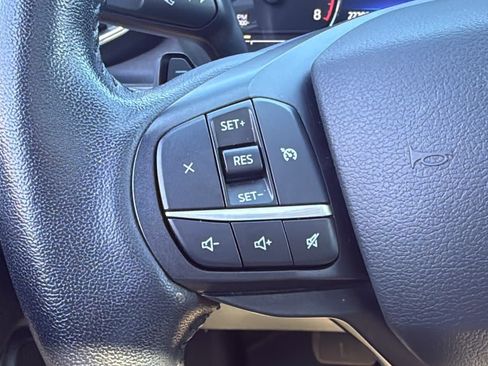 Used 2020 Ford Explorer XLT w/ Equipment Group 202A AWD/4WD image 13