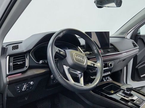 Used 2021 Audi Q5 Prestige w/ Prestige Package image 44