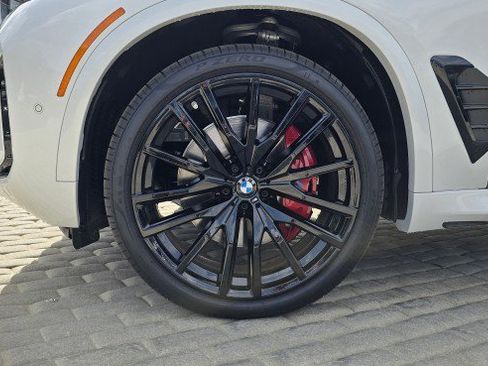 New 2026 BMW X5 xDrive40i w/ M Sport Package image 11