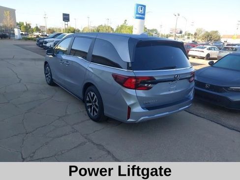 New 2026 Honda Odyssey EX-L image 7