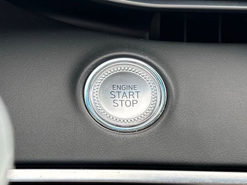 Used 2025 Genesis GV70 2.5T image 23