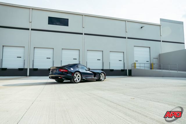 Used 2014 SRT Viper SRT-10 w/ Exterior Carbon Fiber Package RWD image 72