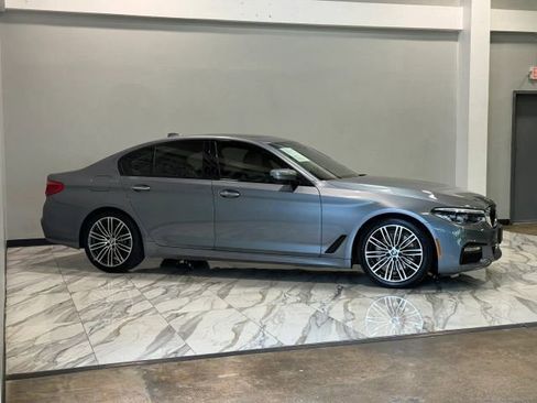 Used 2018 BMW 540i w/ M Sport Package RWD image 5
