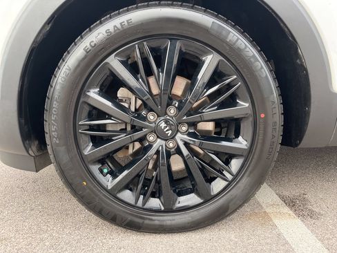 Used 2020 Kia Telluride SX w/ SX Prestige Package AWD/4WD image 13