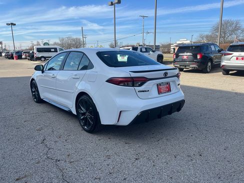 Certified 2024 Toyota Corolla XSE image 3