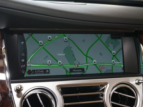 Used 2019 Rolls-Royce Wraith RWD image 16