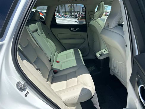 Certified 2025 Volvo XC60 T8 Plus w/ Protection Package Premier image 24