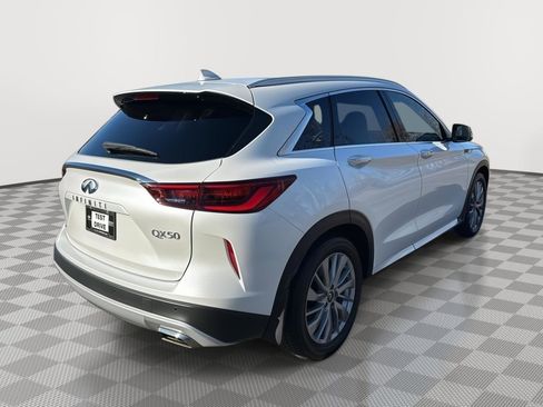 Certified 2025 INFINITI QX50 Luxe image 5