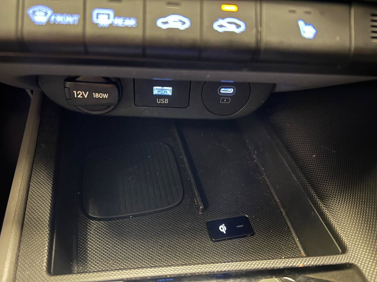 Used 2025 Hyundai Elantra SEL FWD image 41
