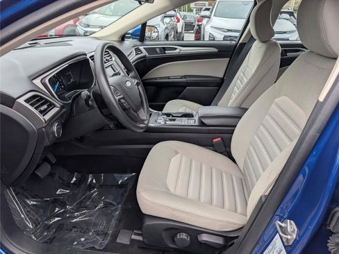 Used 2018 Ford Fusion S FWD image 16