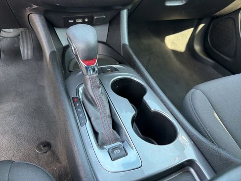 Used 2024 Chevrolet Malibu RS FWD image 18