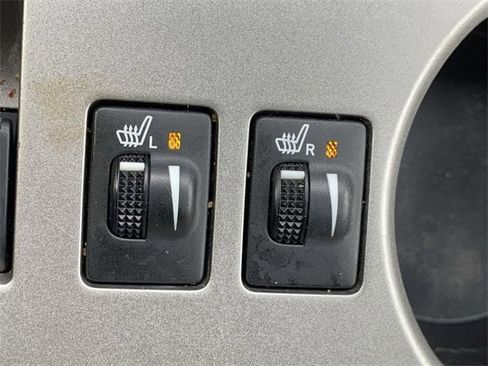 Used 2013 Toyota 4Runner Limited image 27