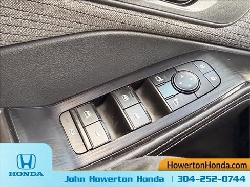 Used 2021 Nissan Rogue SV image 21