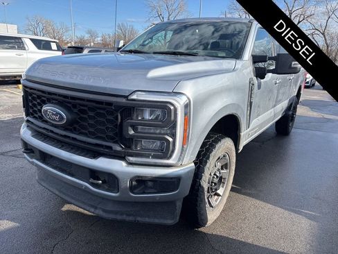 Used 2023 Ford F250 Lariat w/ Lariat Ultimate Package image 4