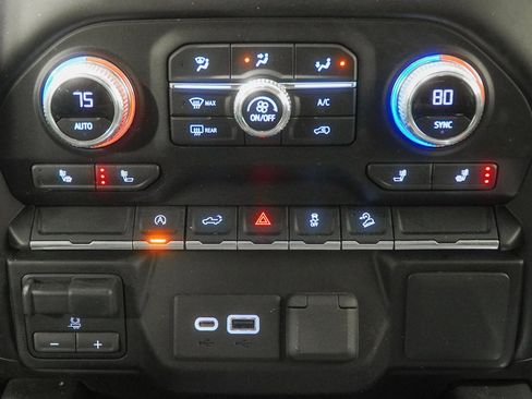 Used 2021 GMC Sierra 1500 Elevation image 32