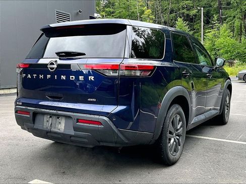 Used 2022 Nissan Pathfinder S AWD/4WD image 4