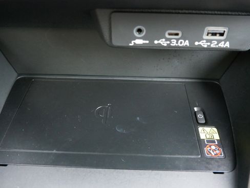 Certified 2025 Subaru Forester Premium w/ Protection Package (1PH) image 29