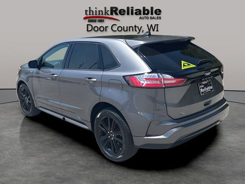Used 2023 Ford Edge ST-Line w/ Cold Weather Package AWD/4WD image 3