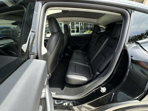 Used 2024 Tesla Model Y Long Range RWD image 29