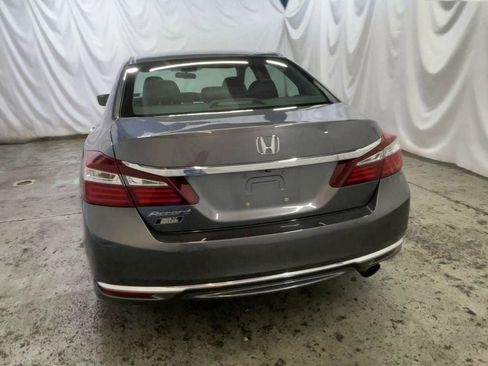 Used 2017 Honda Accord LX image 7