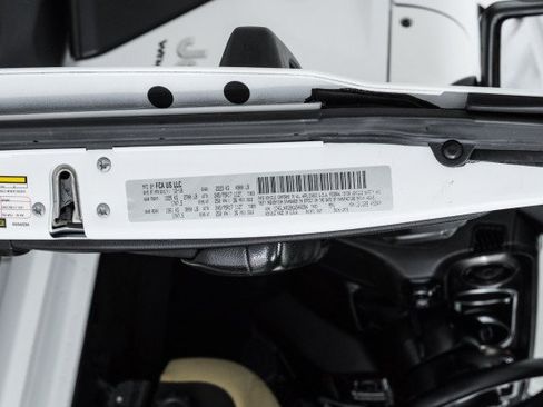 Used 2019 Jeep Wrangler Sport AWD/4WD image 54