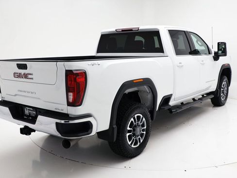 Used 2024 GMC Sierra 2500 SLE image 9