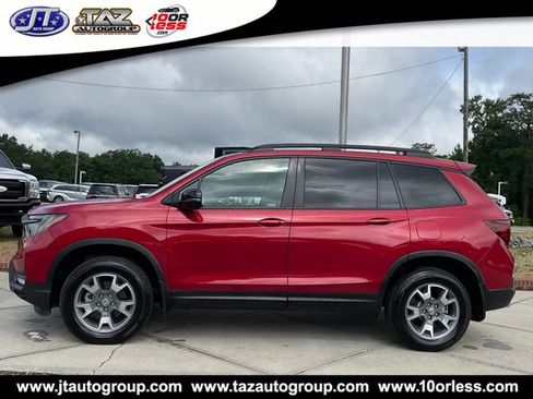 Used 2023 Honda Passport TrailSport image 4