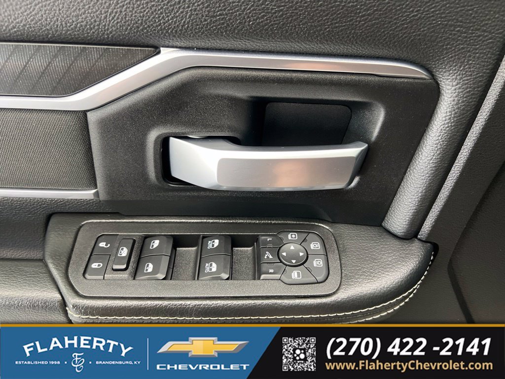Used 2025 RAM 2500 Big Horn AWD/4WD image 24
